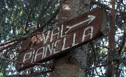 17 Con piccola deviazione a sinistra raggiungo l'inizio della Val Pianella...